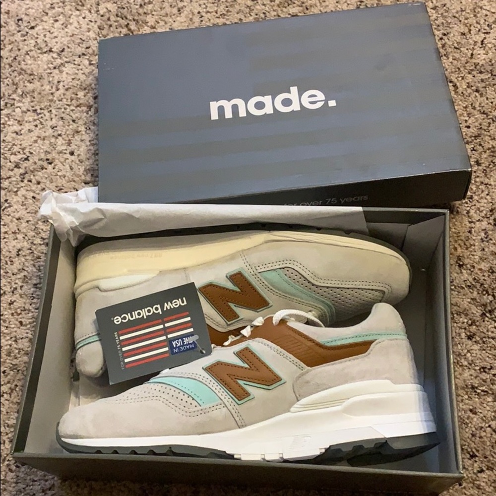 997